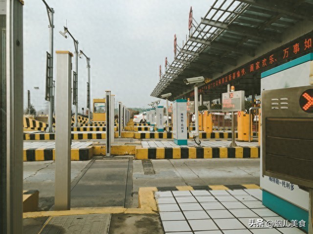 跑长途在高速服务区停车过夜？这5个‘坑’千万别踩