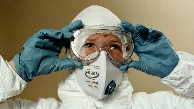 美国新冠病例攀升死亡新增,疫情隔离防控力度加大