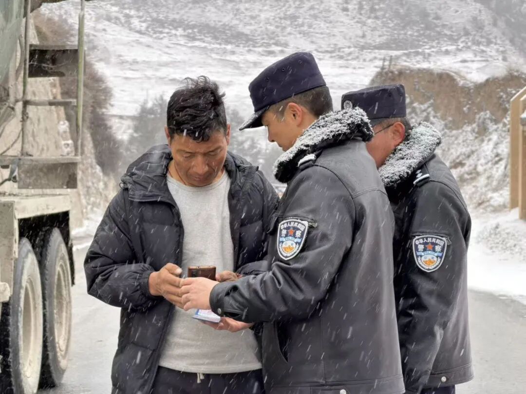 2025年全州公安交管工作成效显著,事故指数全面下降