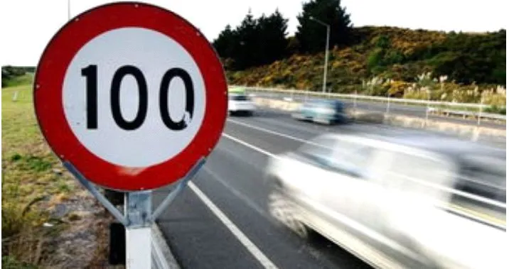 高速驾驶技巧:老司机总结的4大保命法则,新手必看