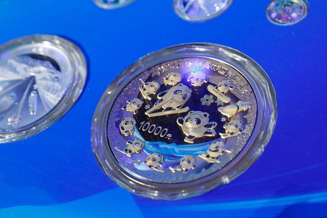 北京2022年冬奥会奖牌设计亮点:传统元素与奥运精神融合