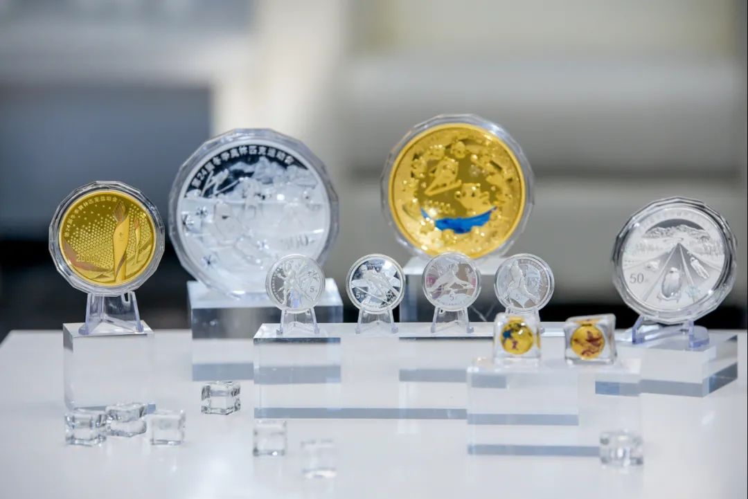 北京2022年冬奥会奖牌设计亮点:传统元素与奥运精神融合