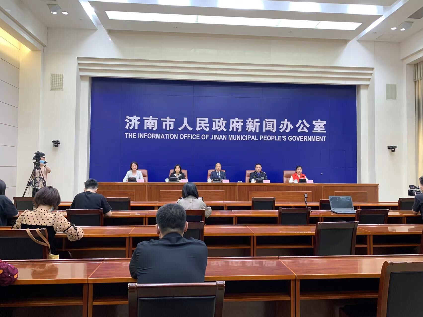 济南5月4日新增本土确诊1例无症状13例，疫情防控形势趋稳向好