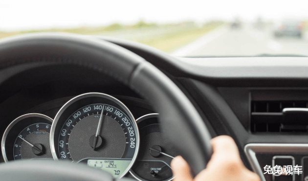 开车易遇‘冷违章’!这些冷门违章,被处罚才知道