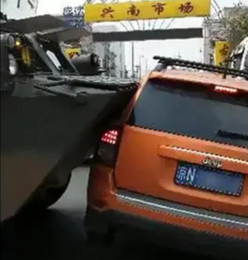 高速上撞了军车咋办?事故处理流程看这里